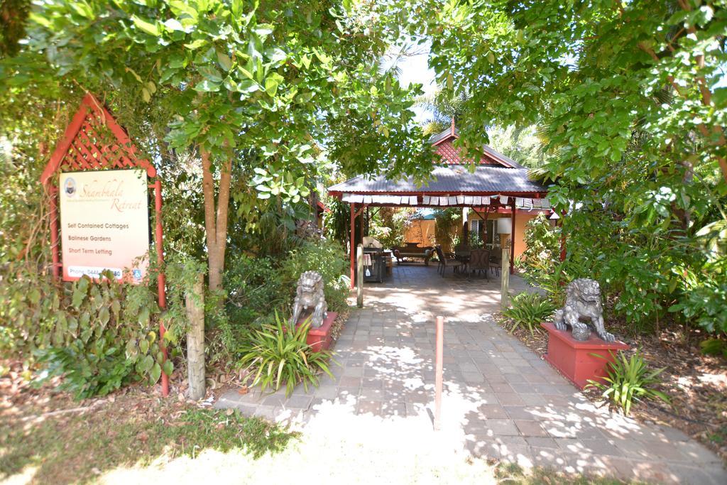 Shambhala Retreat Magnetic Island Cottages Nelly Bay Экстерьер фото